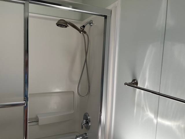 1207 Las Brisas Lane a Winter Haven, FL Mobile or Manufactured Home for Sale